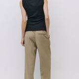 REGINA BLACK SLEEVELESS TOP