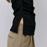 REGINA BLACK SLEEVELESS TOP
